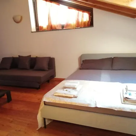 Mansarda Chanoux Cir N 0027 Bed & Breakfast