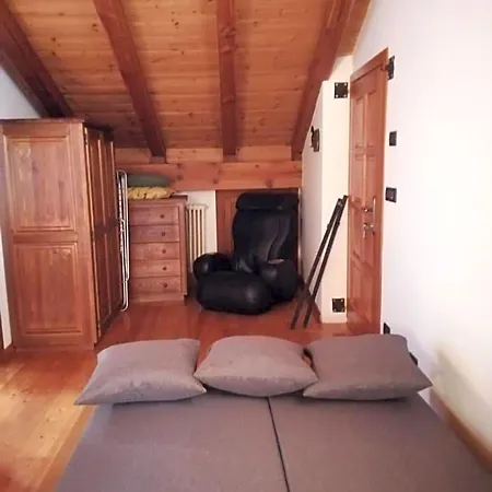 Bed & Breakfast Mansarda Chanoux Cir N 0027 3*