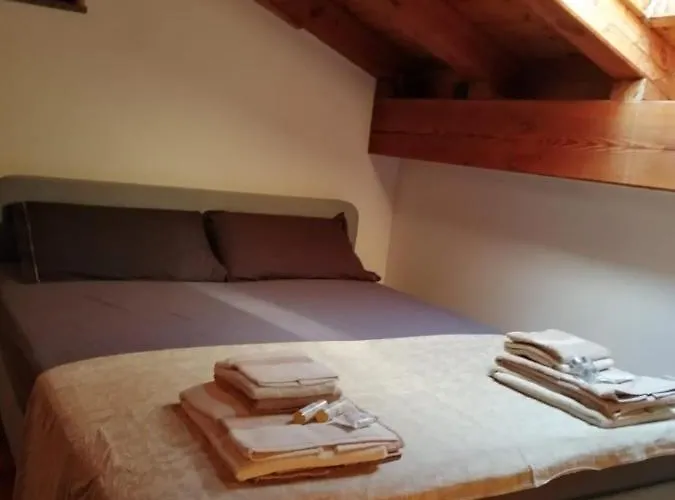 Mansarda Chanoux Cir N 0027 3*