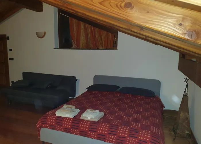 Mansarda Chanoux Cir N 0027 Bed & Breakfast 3*